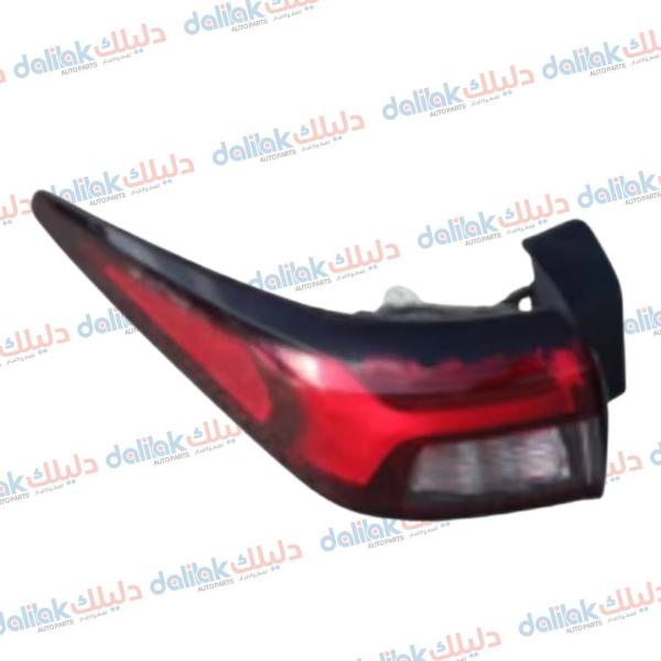 بك لايت خلفي يسار اوت لاندر 2023