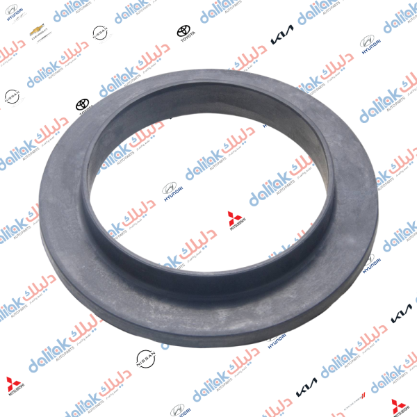 لاستيك فوق لوي خلفي باجيرو 2008OEM R418548